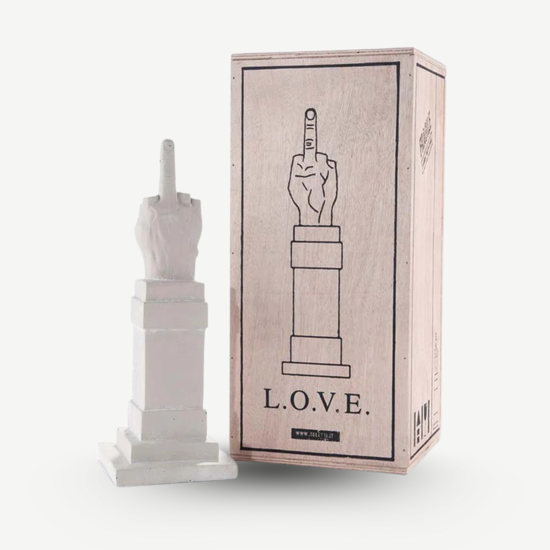 Maurizio Cattelan - LIEBE
