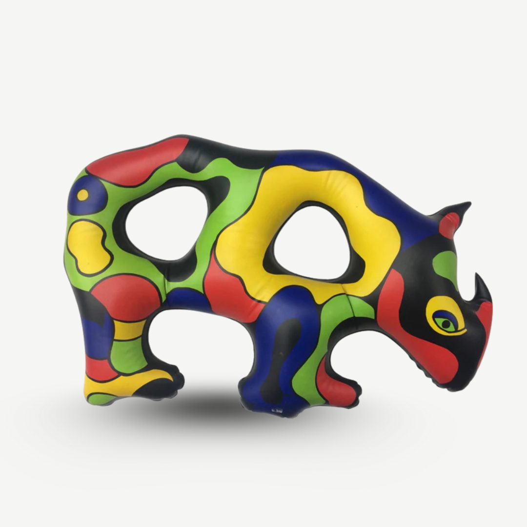 Inflatable sculpture, designed by Niki de Saint Phalle in 1968

Made by plastic
