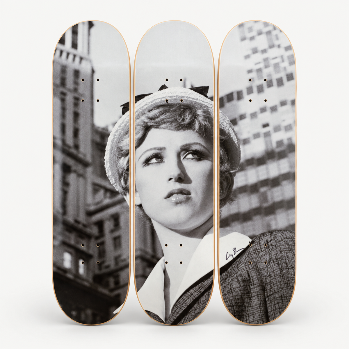 The Skateroom x Cindy Sherman – Unbenanntes Filmstill Nr. 21 – HANDSIGNIERT
